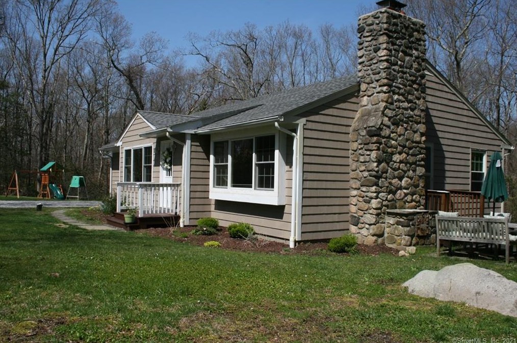 39 Seventy Acre Rd, West Redding, CT 06896-2703