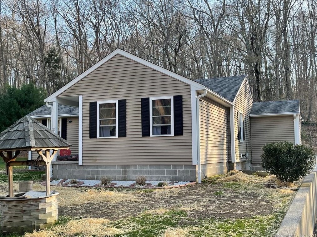 26 Bokum Rd, Chester, CT 06412