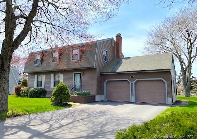 20 High Ridge Dr, Waterford, CT 06385