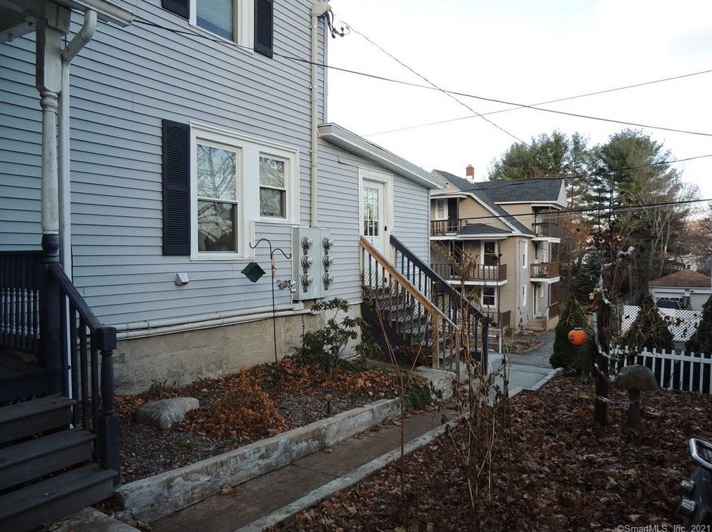 28 French St #6, Torrington, CT 06790