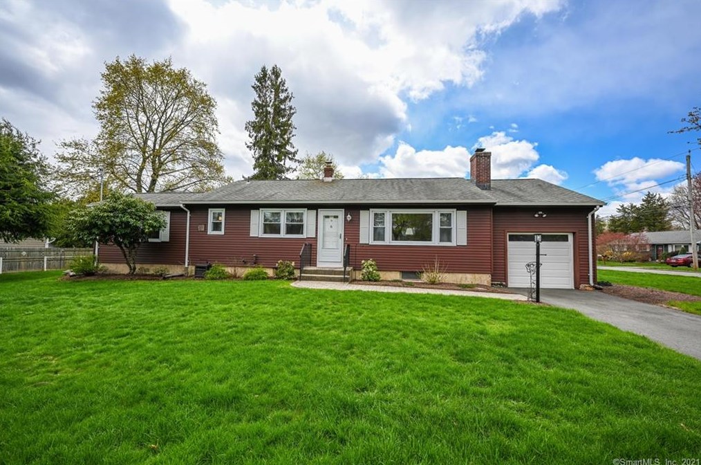 6 Steven St, Wallingford, CT 06492