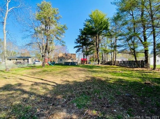 99 Tarbox Rd, Plainfield, CT 06374-1939