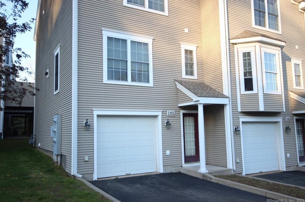 277 Reservoir Ave #1301, Meriden, CT 06451