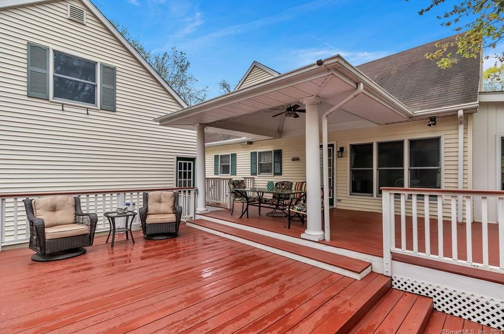 115 Grove St, Wallingford, CT 06492