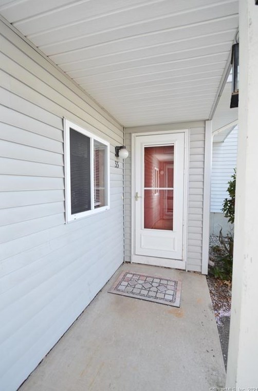 155 Redstone Hill Rd #33, Bristol, CT 06010