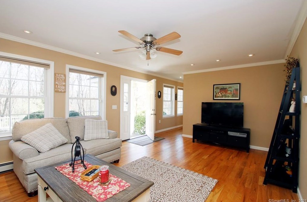 26 Still Hill Rd, Sandy Hook, CT 06482