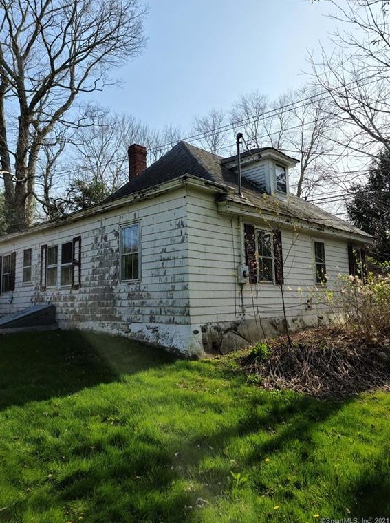 48 Fedus Rd, Colchester, CT 06415