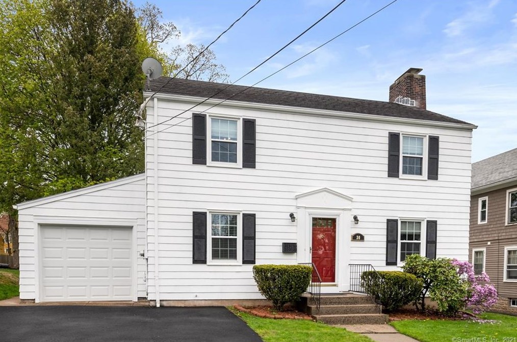 30 Monroe St, Meriden, CT 06451-3941