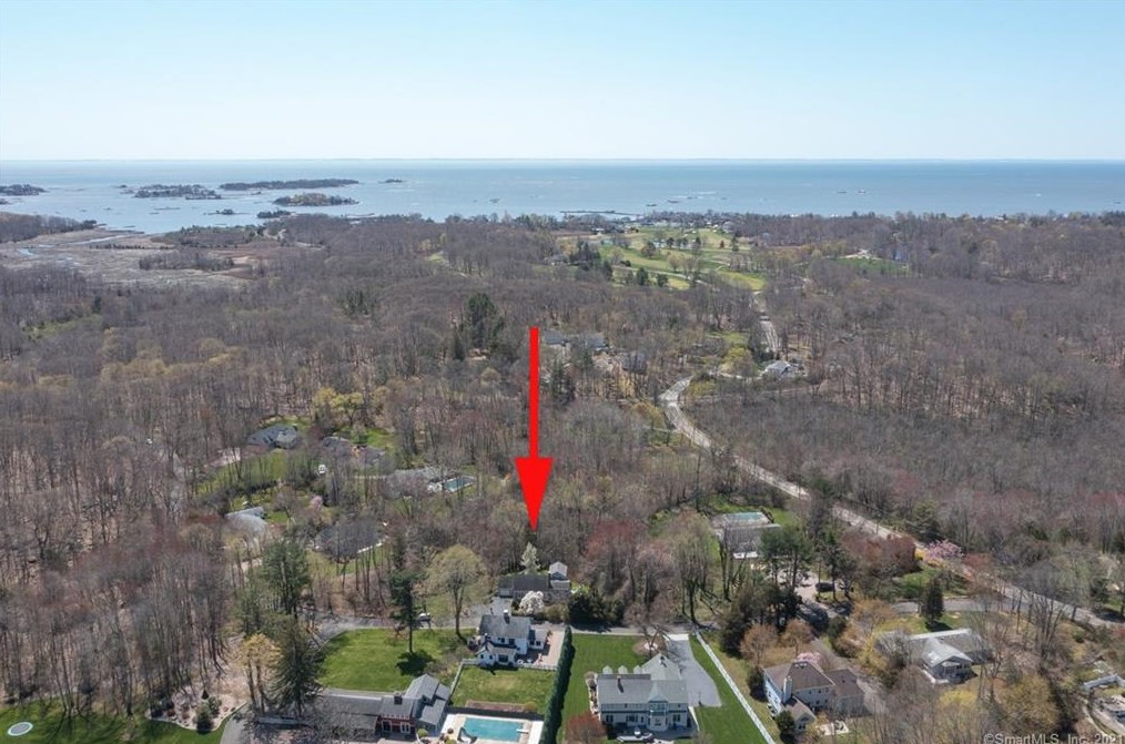 15 Pleasant Point Rd, Branford, CT 06405 exterior