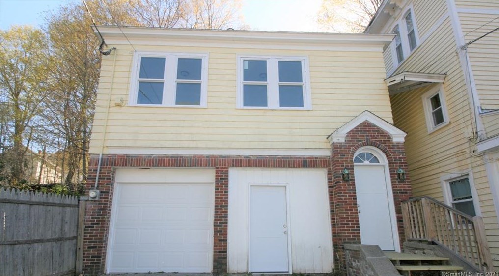 73 Prospect St, Winsted CT  06098-1937 exterior