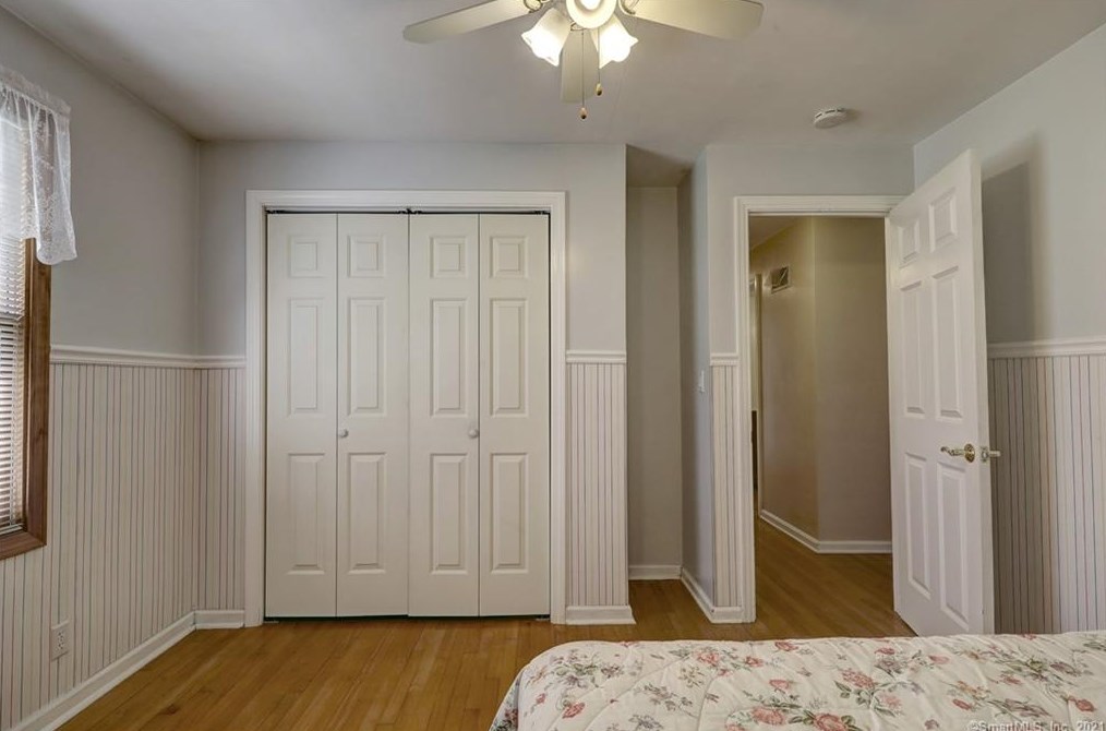 454 Ridge Rd, Orange CT  06477-2828 exterior