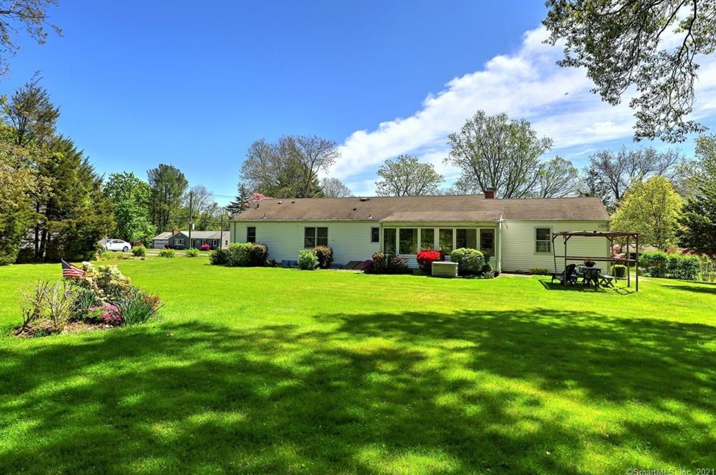 454 Ridge Rd, Orange CT  06477-2828 exterior