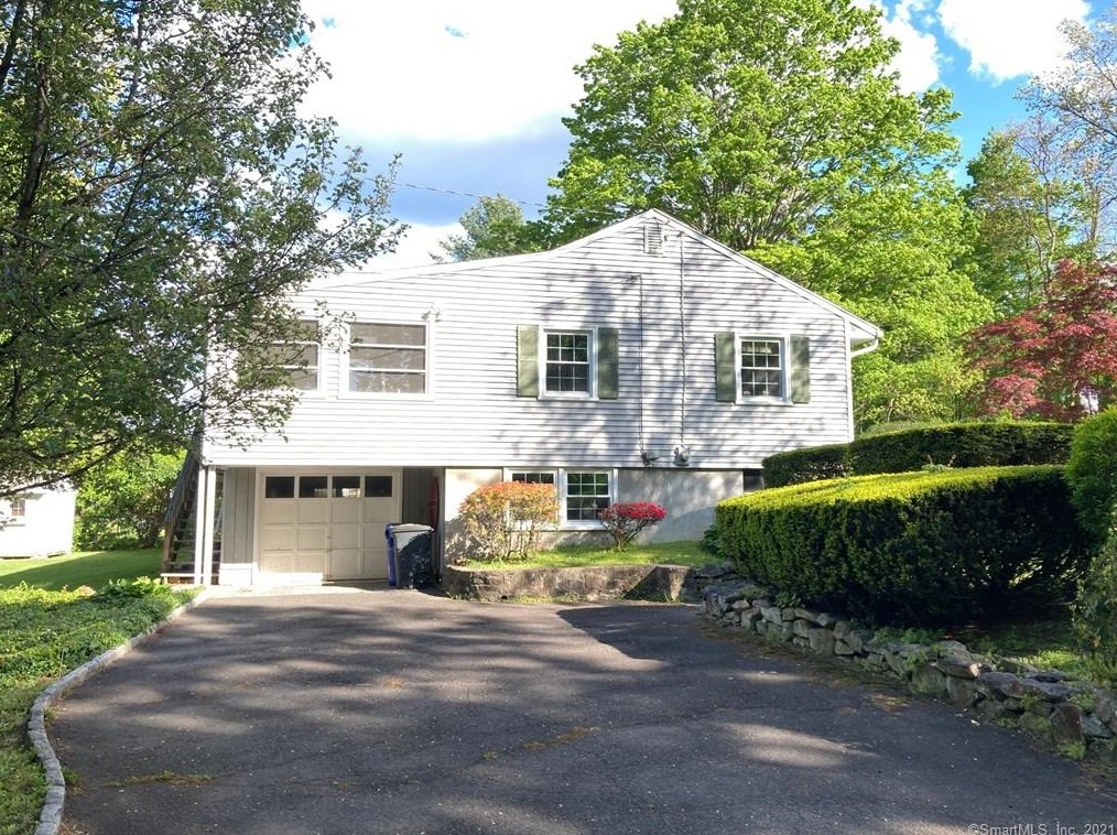 154 Ponus Ave, Norwalk, CT 06850