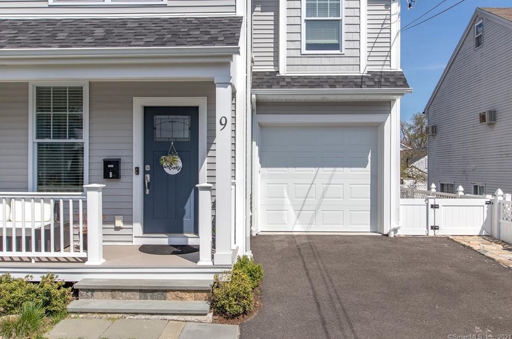 9 Hobbie St #b, Stamford, CT 06902
