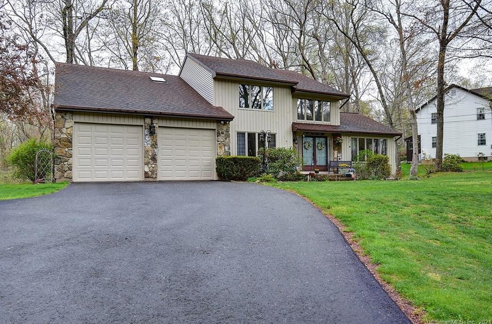 119 Thompson St, South Glastonbury, CT 06073