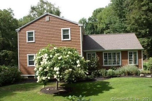 88 Holly Pl, Upper Stepney, CT 06468