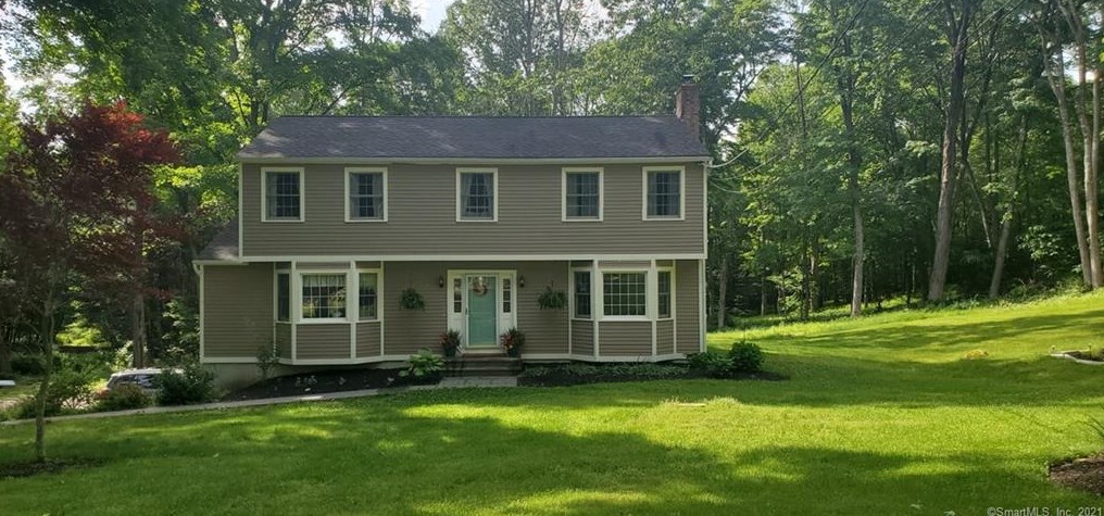 61 W Morris Rd, Washington Depot, CT 06794