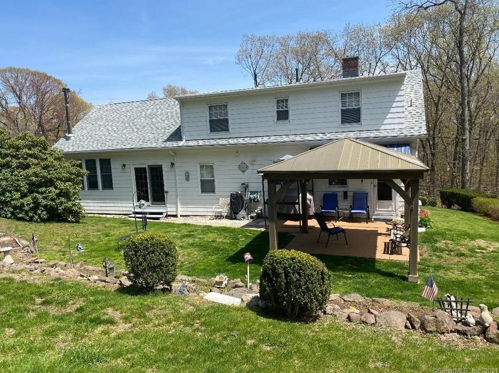 880 Shepard Ave, New-Haven, CT 06514 exterior
