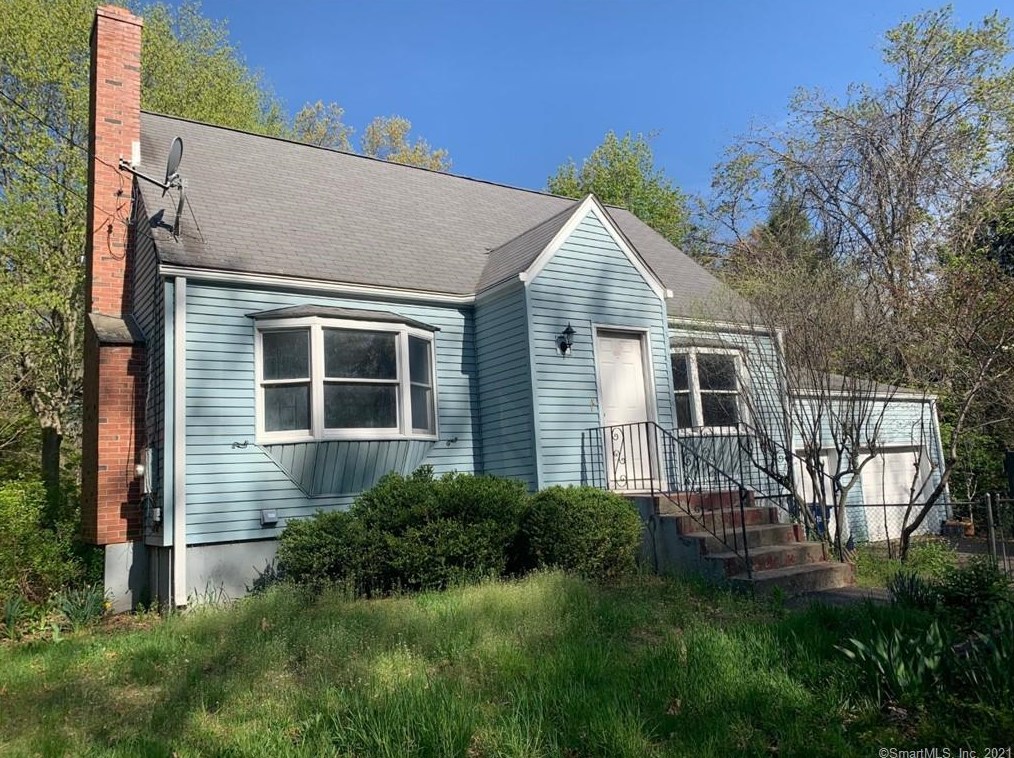 35 Loren Cir, Windsor, CT 06095