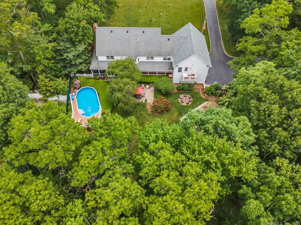 109 Genesee Ln, Madison, CT 06443