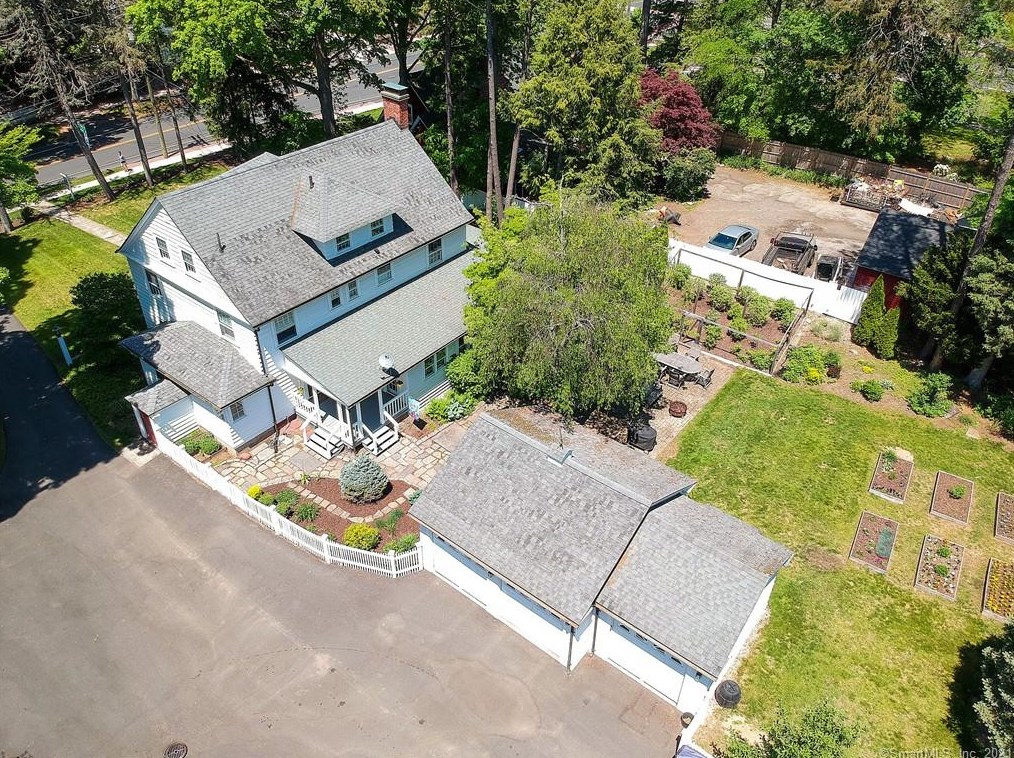 15 Main St, Farmington, CT 06032