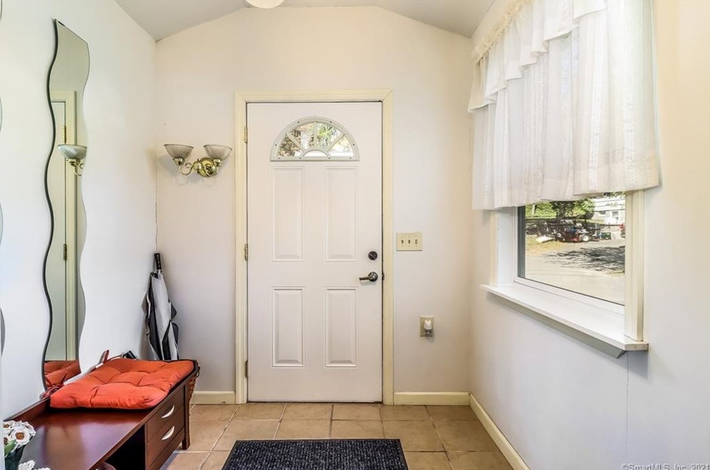 17 Cawley Ave, Bethel, CT 06801