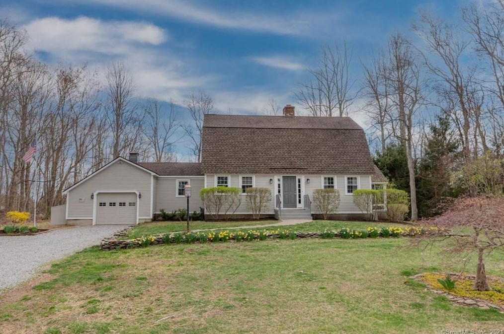 60 Millington Rd, East Haddam, CT 06423-1536