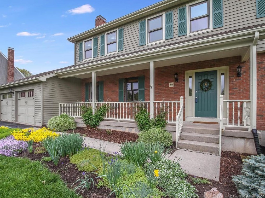 115 Fern St, Glastonbury, CT 06033