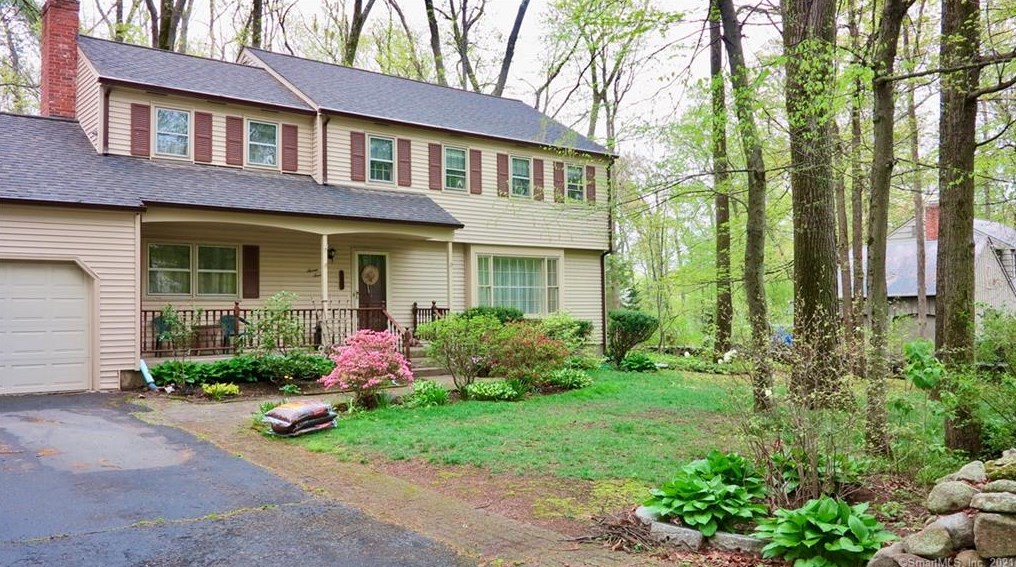 770 Ward Ln, Cheshire, CT 06410