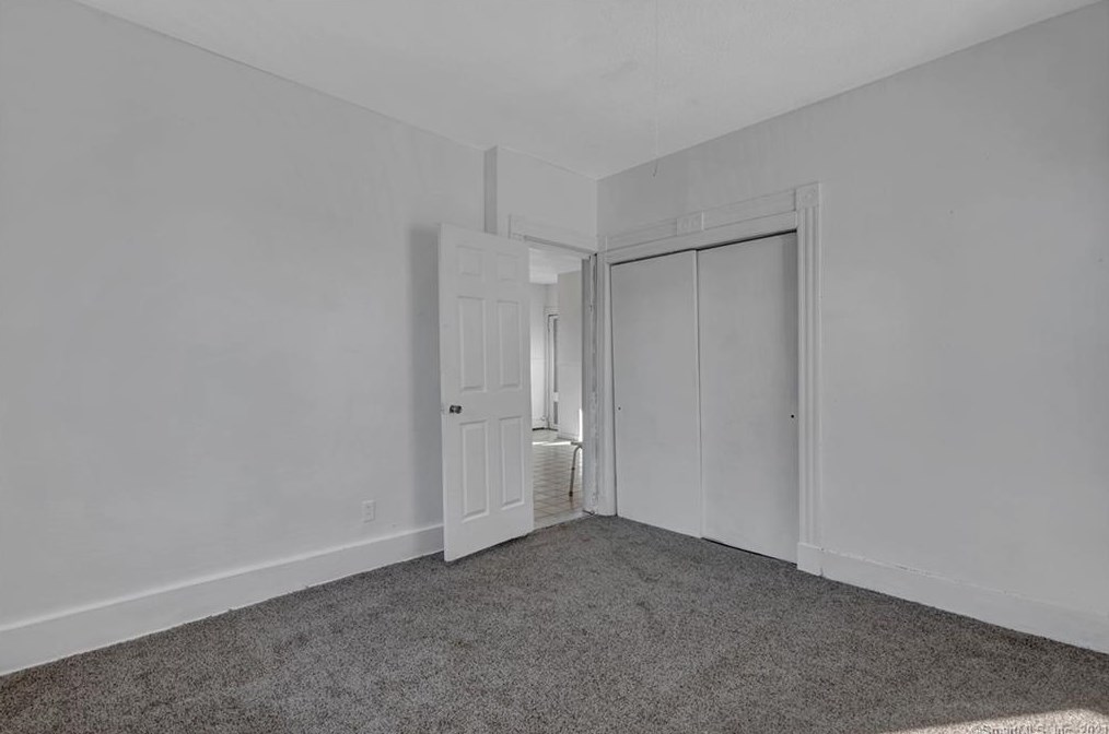 137 Blatchley Ave, New Haven CT 06513-3508 exterior