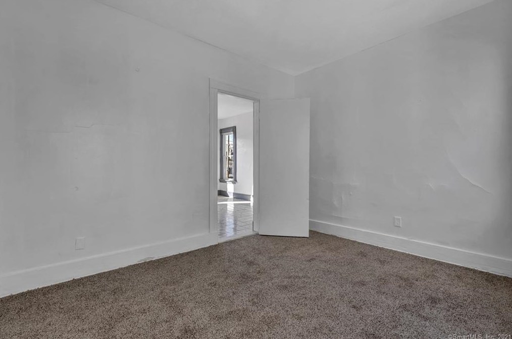 137 Blatchley Ave, New Haven CT 06513-3508 exterior