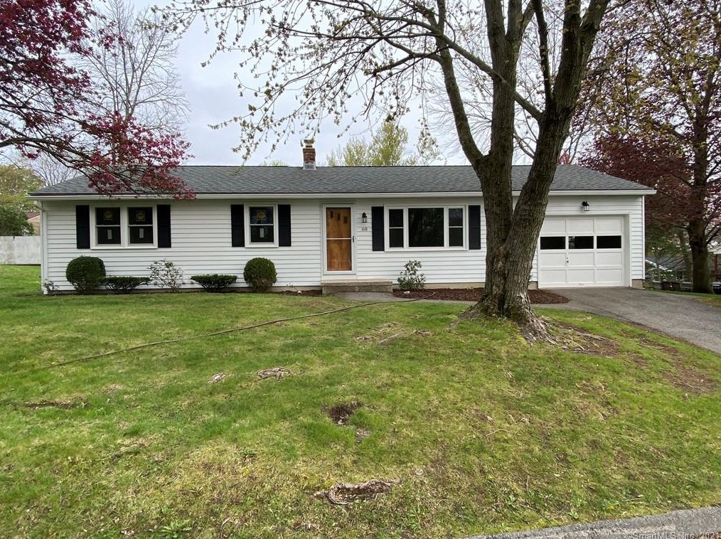 68 Harpswell St, Torrington, CT 06790