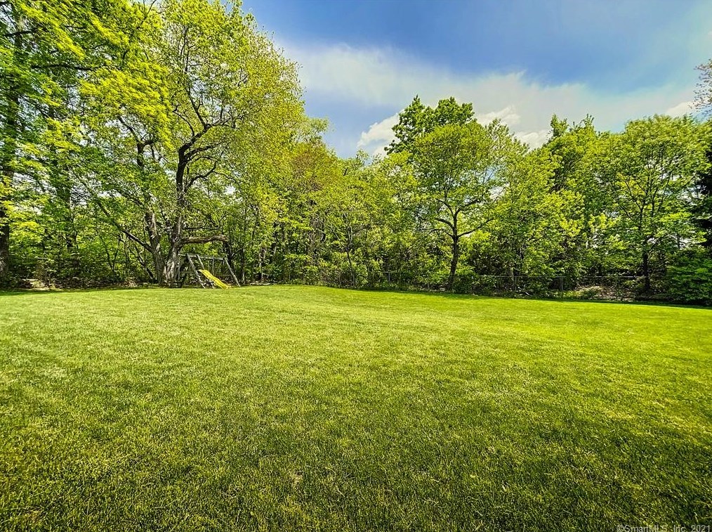 76 Gray Rd, Wapping, CT 06074