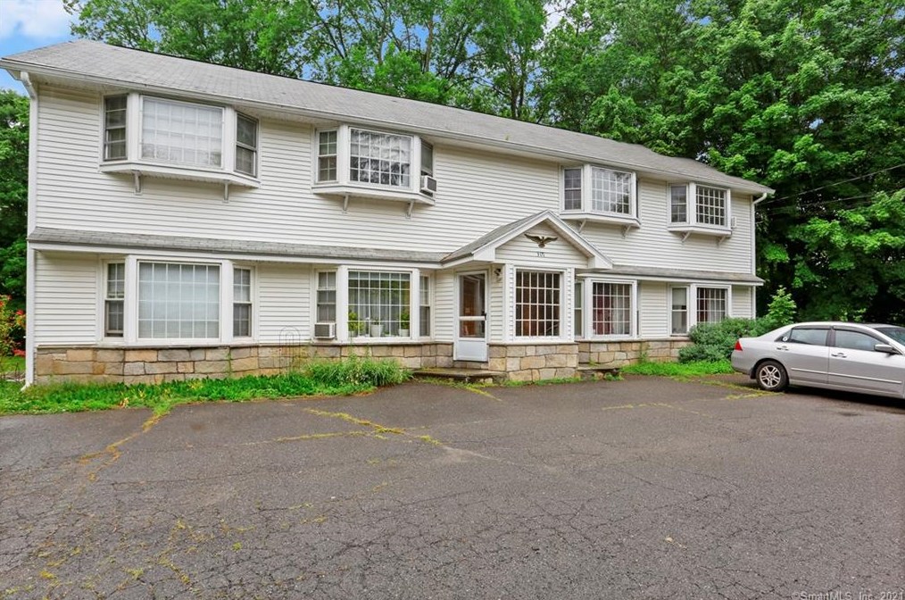 307 Wellsville Ave #4, Northville, CT 06776