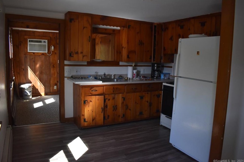 171 Main St, Upper Stepney, CT 06468