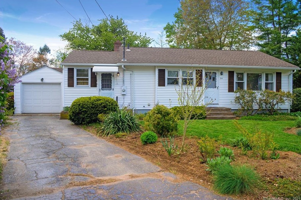 24 Craig Ct, Hartford, CT 06108-1521
