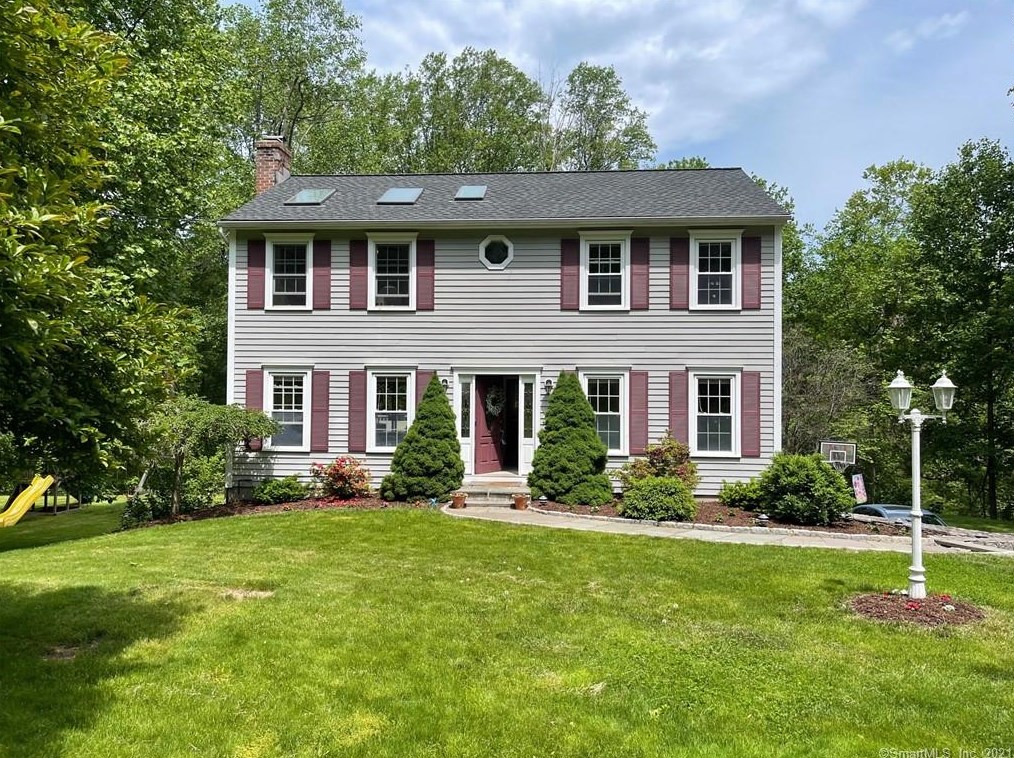 154 Wheeler Rd, Upper Stepney, CT 06468
