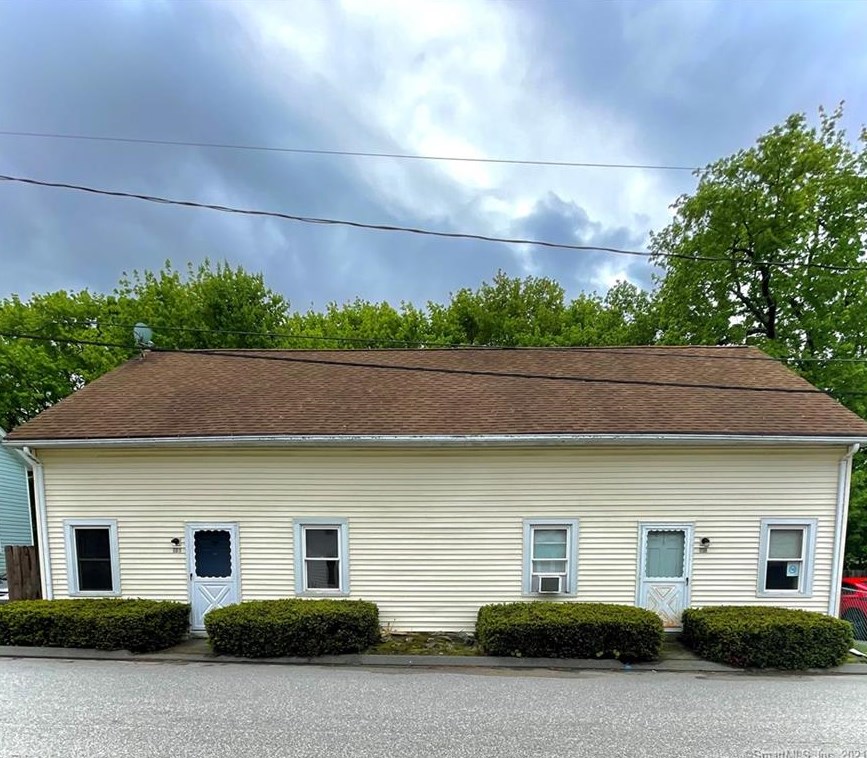 23 Church St, Killingly, CT 06241