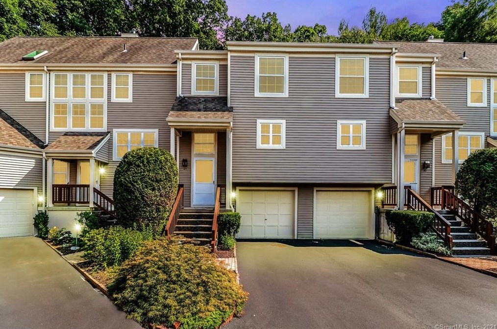 613 Foxboro Dr Unit 613, Norwalk, CT