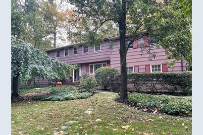 102 McFadden Drive - Photo 1