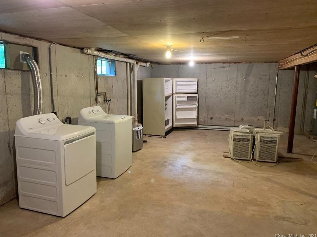 100 Forest St, New Haven CT  06518-2811 exterior