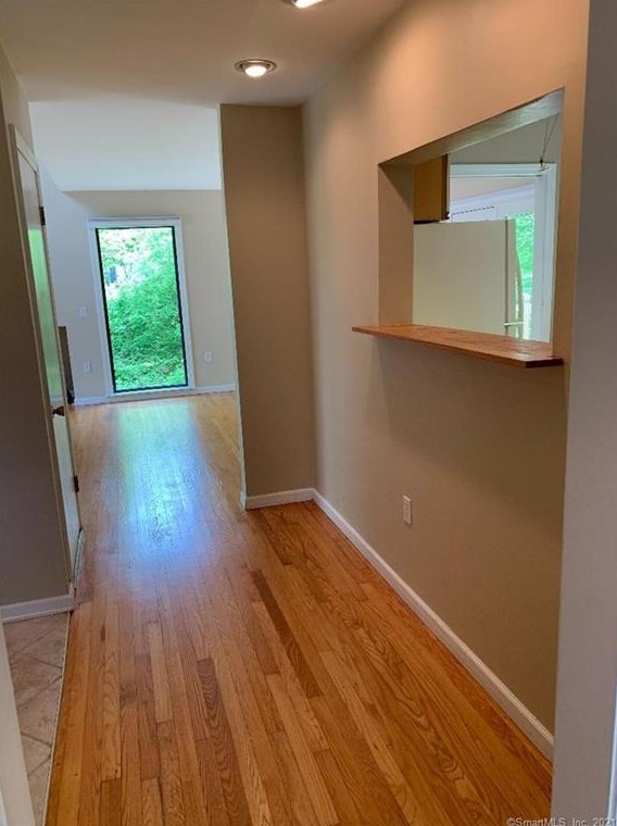 100 Forest St, New Haven CT  06518-2811 exterior