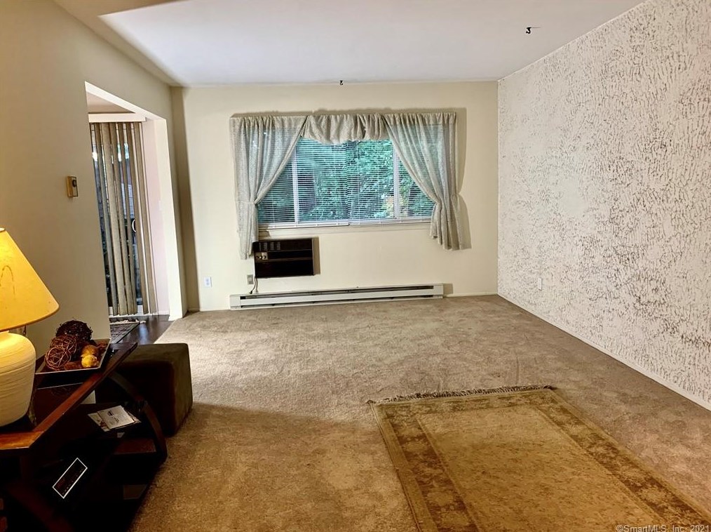 179 Kennedy Dr #179, Bridgeport, CT 06606