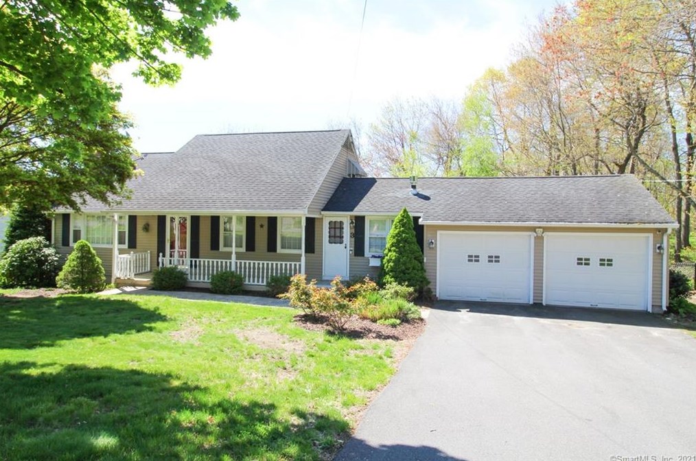 3 Frankie Ln, Terryville, CT 06786