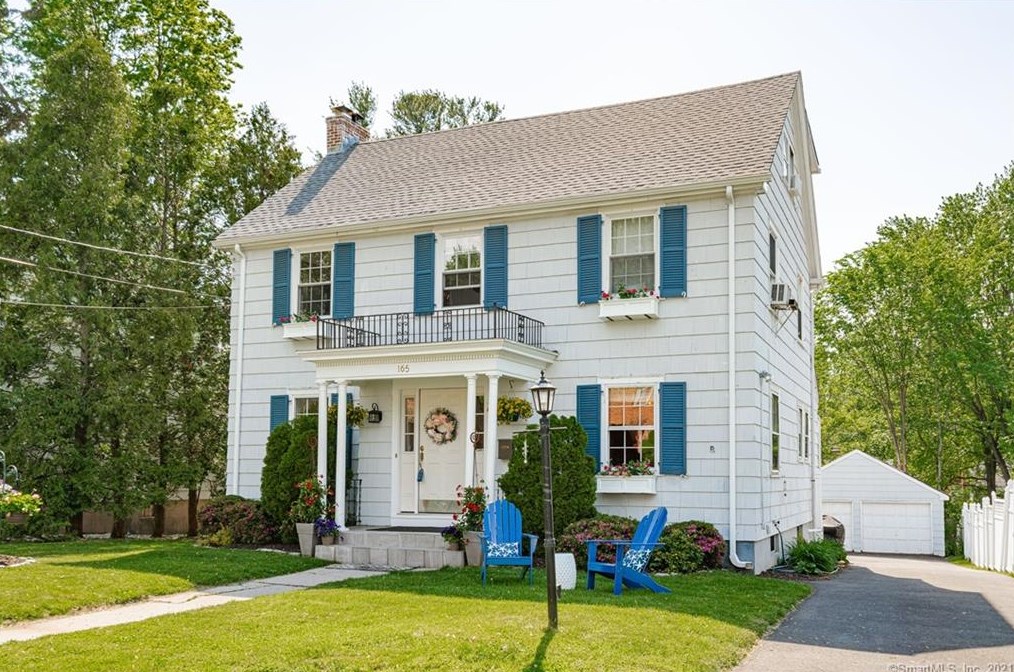 165 Ballard Dr, Hartford, CT 06119-1004