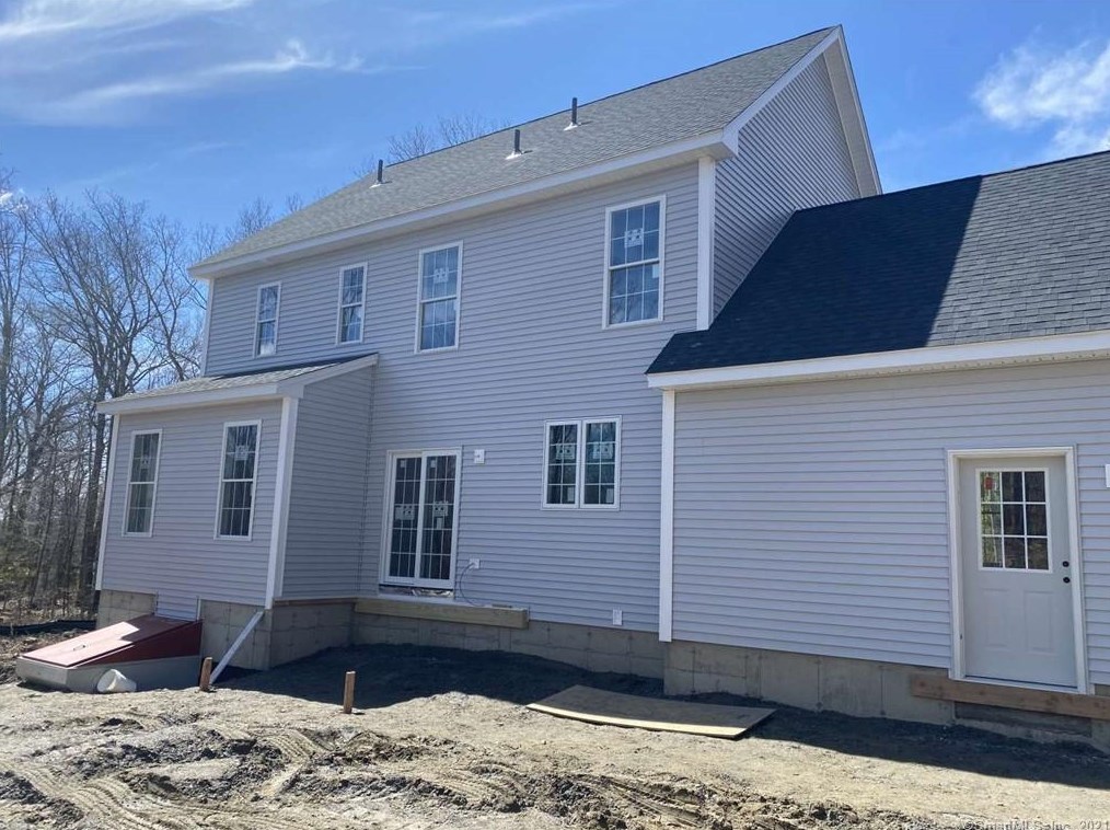 52 Kozley Rd, Tolland, CT 06084-2511