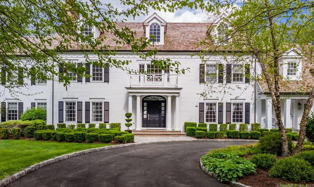 229 Woodridge Cir, New Canaan, CT 06840