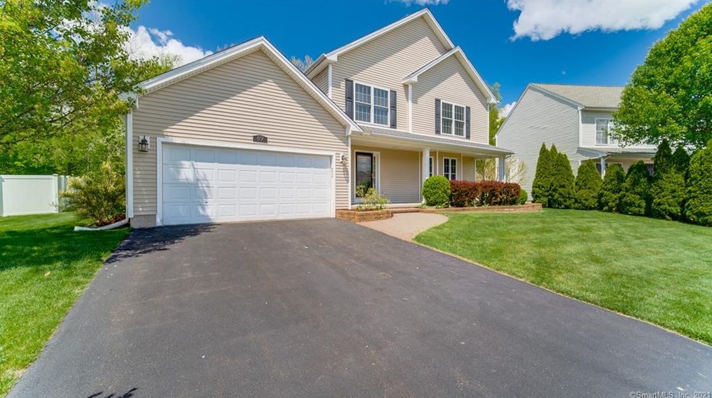 89 Hidden Pines Cir, Meriden, CT 06451-2212