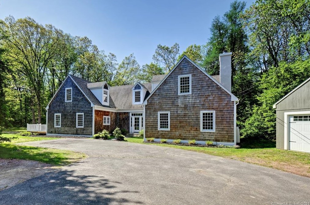 9 Dogwood Ln, Simsbury, CT 06070-1105