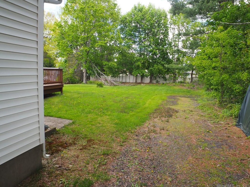 22 Tankwood Rd, Wallingford, CT 06492